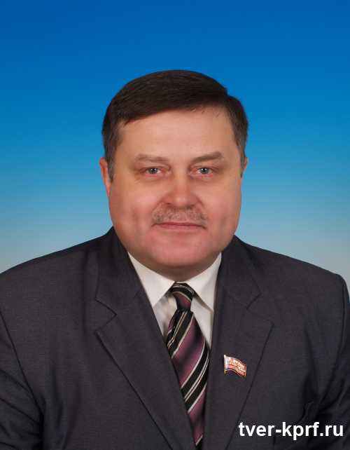 Депутат В.Г.Соловьев получил благодарность от тверских швейников