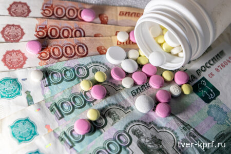 Фармкомпании вновь ударили по кошелькам трудящихся