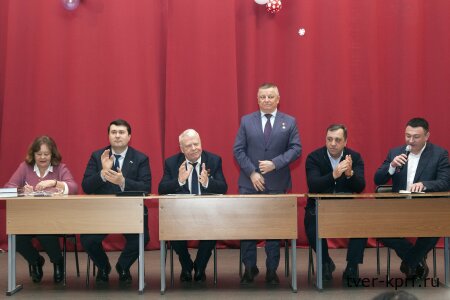 Живые примеры воинской и трудовой славы