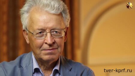Валентин Катасонов: Миллиарды долларов продолжают уходить из страны окольными путями
